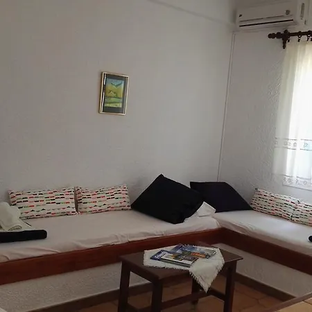 House Near Sea Διαμέρισμα Γαύριο